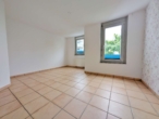 Schlafzimmer 1 - Sofort Bezugsfertig – 3-Zimmerwohnung im Zentrum von Sindelfingen