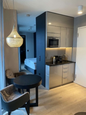 Cloud No7 – App. #53 - Küche u. Essbereich (5681)