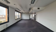 Großraumbüro alternativer Blickwinkel - Helle Büroflächen im Zentrum – sofort frei!