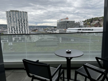 Stuttgarts Finest: Exklusives Appartement in der Cloud N°7 - Loggia (5735)