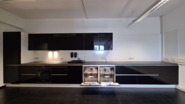 Außergewöhnliche Gewerbeflächen sofort verfügbar - Einbauküche (5526)