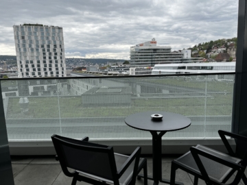 Stuttgarts Finest: Exklusives Appartement in der Cloud N°7 - Loggia (6176)