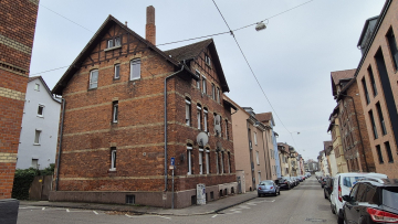 Charmante Zweiraumwohnung in Bad Cannstatt - Außenansicht (6249)