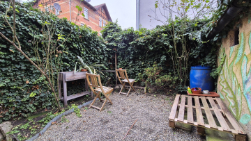 Charmante Zweiraumwohnung in Bad Cannstatt - Gemeinschaftsbereich Innenhof (6248)