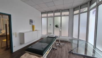 Attraktive Gewerbeeinheit für Kapitalanleger! - Behandlungszimmer2 (6122)